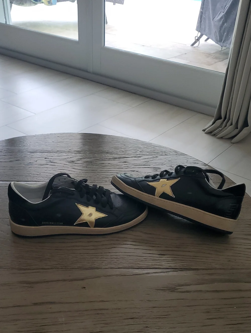 GOLDEN GOOSE
